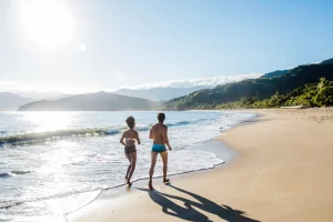 Voyager à Nosy Be, île touristique, excursions en mer