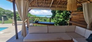 Location de vacances avec piscine et vue sur la mer à Nosy Be Madagascar