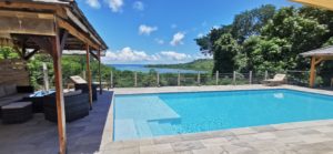 Location de vacances avec piscine et vue sur la mer à Nosy Be Madagascar